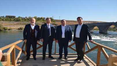 TBMM İnsan Hakları Başkanın'dan Muş'a ziyaret