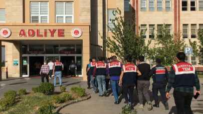 DEAŞ operasyonunda 5 zanlı