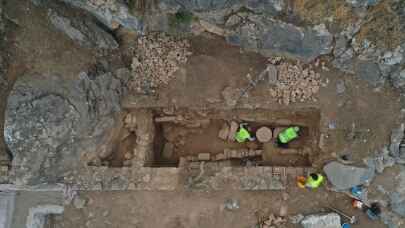 Priene Antik Kenti’nde yapılan ilk kiliseye ulaşıldı