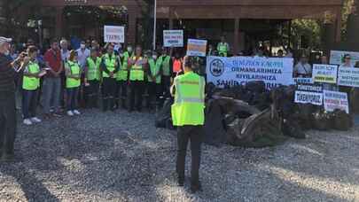 Muğla’da Akbük Koyu ve sahillerde temizlik yapıldı