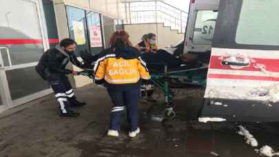 Son Dakika! Cenazeden dönen köy minibüsü devrildi, ağır yaralılar var