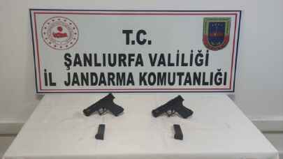 Şanlıurfa’da 2 uzun namlulu silah ve 4 tabanca ele geçirildi