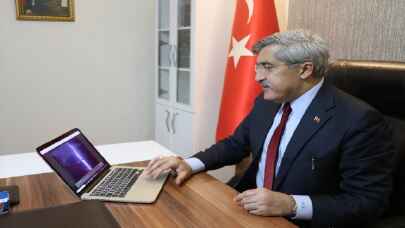 TBMM Dijital Mecralar Komisyonu Başkanı Yayman, AA’nın ”Yılın Fotoğrafları” oylamasına katıldı