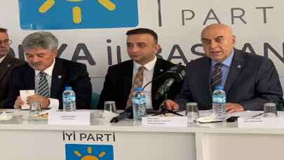 İYİ Parti’li Paçacı ve Ergun, Konya’da basın mensuplarıyla buluştu