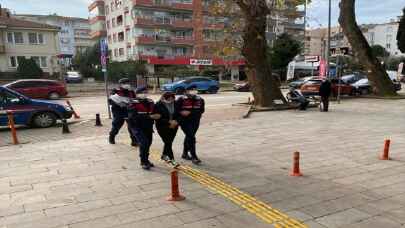 Bursa’da hırsızlık yaptı, yurt dışına kaçmaya çalışırken yakalandı