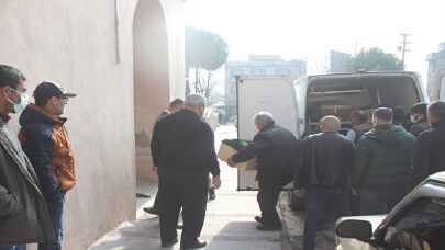 İzmir’deki ev yangınında ölen 3 çocuk toprağa verildi