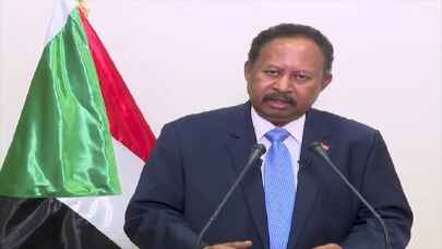 Sudan Başbakanı Abdullah Hamduk istifa etti,