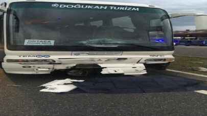 Son Dakika! Otobüs motosiklete çarptı, motosiklet sürücüsü hayatını kaybetti