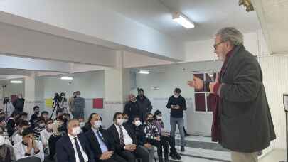 Baksı Müzesi’nin kurucusu Prof. Dr. Koçan’dan öğrencilere kariyer tavsiyeleri