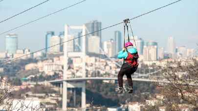 İstanbul Boğazı’na doğru zipline keyfi