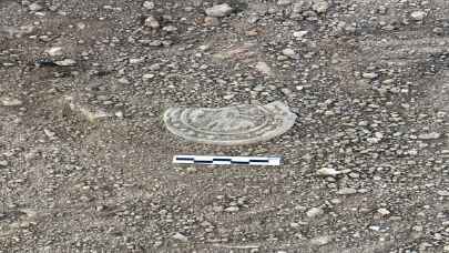 Mardin’deki Dara Antik Kenti’nde yapılan kazıda 1400 yıllık ampulla bulundu