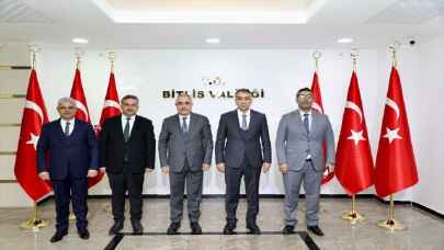 Tarım ve Orman Bakan Yardımcısı Tunç, Bitlis Valisi Çağatay’ı ziyaret etti