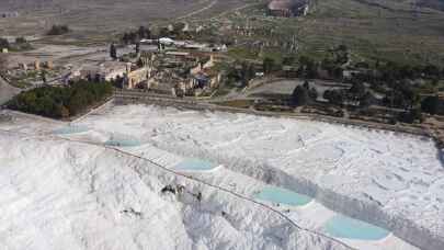 Pamukkale’deki oteller yarıyıl tatilinde yüzde 100 doluluk hedefliyor