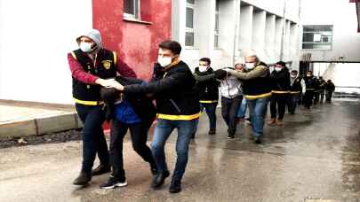 Adana’da yakalanan 9 hırsızlık şüphelisinden 7’si tutuklandı