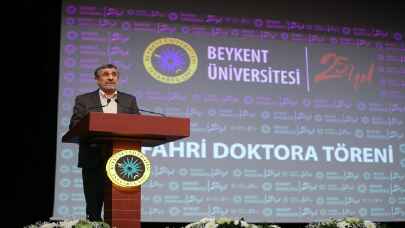 Beykent Üniversitesinden eski İran Cumhurbaşkanı Ahmedinejad’a fahri doktora