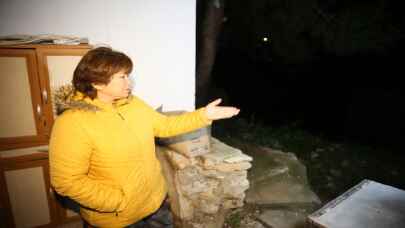 Bodrum’da istinat duvarı çöken iki ev tedbir amacıyla tahliye edildi