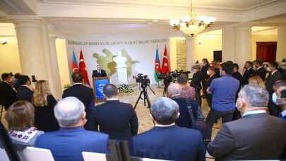 Bakü’de, TürkiyeAzerbaycan diplomatik ilişkilerinin 30. yılı dolayısıyla sergi açıldı