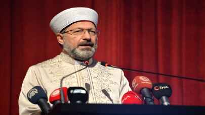 Diyanet İşleri Başkanı Ali Erbaş, söyleşi programında üniversite öğrencileriyle buluştu: