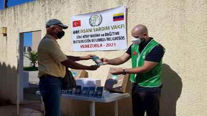 İHH'dan Afrika’da 21 bin Kur’anı Kerim dağıttı