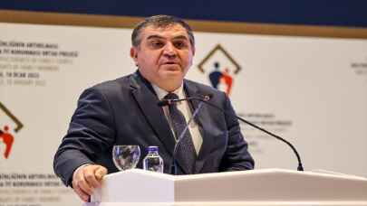 AB Başkanı Kaymakcı, AB’ye ”Türkiye’deki reform sürecini teşvik edici rolü üstlenme” çağrısı yaptı: