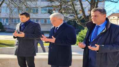 Bosnalı liderler provokatif eylemlere sahne olan Brçko’yu ziyaret etti
