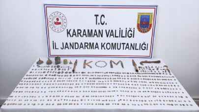 Karaman’da  tarihi eser niteliğinde olduğu değerlendirilen 736 obje ele geçirildi