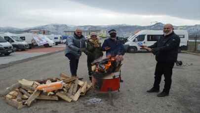Afyonkarahisar’daki KaravanFest’in kamp ”ateşi” yakıldı