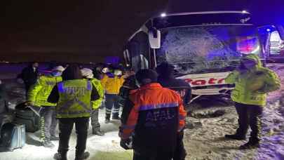 Aksaray’da yolcu otobüsünün şarampole düştüğü kazada 4 kişi yaralandı