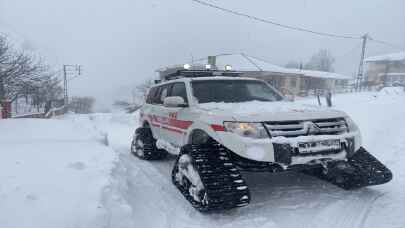 Kastamonu’da AFAD ve UMKE zorlu kış şartlarında hastalara hizmet veriyor