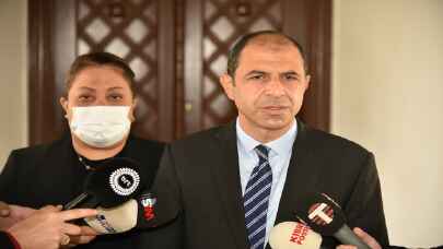 KKTC’de Meclis’te temsil edilecek partilerin başkanları, Cumhurbaşkanı Tatar ile görüştü