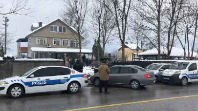 Sakarya’da bir kişi evinde silahla vurulmuş halde ölü bulundu