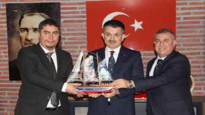 Bakan Pakdemirli’den İBB Başkanı İmamoğlu’na karla mücadele eleştirisi: