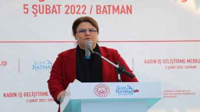 Bakan Yanık, Batman’da Kadın İş Geliştirme Merkezi’nin açılışında konuştu: