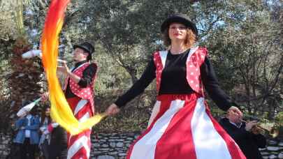 İzmir'de nergis festivali! Bakan Tunç da katılım gösterdi