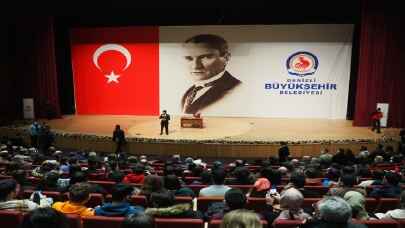 Prof. Dr. İlber Ortaylı Denizli’de konferans verdi