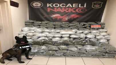 Araçta 115 kilogram uyuşturucu