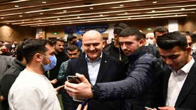 İçişleri Bakanı Süleyman Soylu, Gaziantep’te gençlerle buluştu: