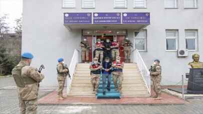Diyarbakır merkezli 4 ilde PKK/KCK operasyonunda 7 zanlı tutuklandı