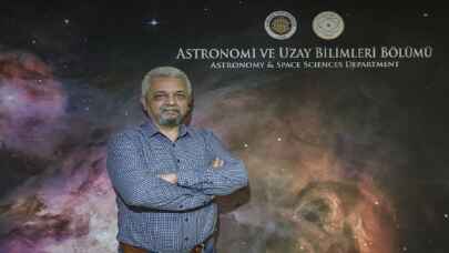 Türk astronomlar uzayda iki gezegen keşfetti