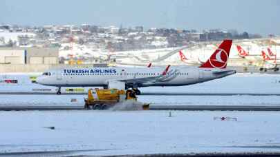 İstanbul'da uçuşlar durduruldu! İstanbul Havalimanı'nda uçuşlar ne zaman başlayacak?