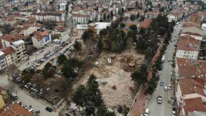 Bursa Yenişehir'in meydanı örnek olacak