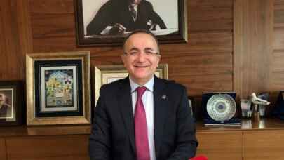 Bursa'da Başkan mali müşavirlerin sorunlarını anlattı