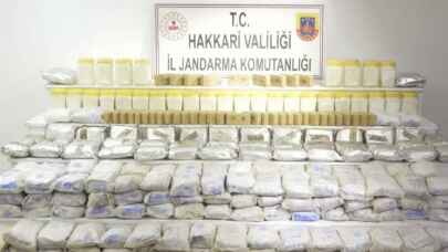 Hakkari'de Jandarma'dan uyuşturucu operasyonu