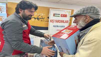 KUDÜS - Sadakataşı Derneğinden Kudüs'te 350 aileye kışlık yardım
