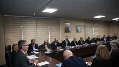Memduh Büyükkılıç'tan istişare toplantısı