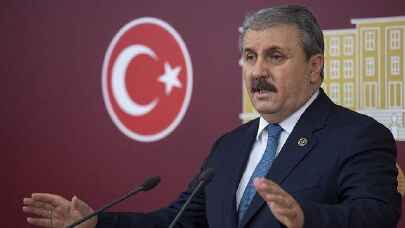 AK Parti'den BBP lideri Destici'ye ret