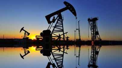 Stoklar düştü, petrol fiyatları yükselişe geçti