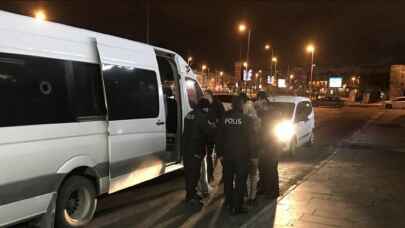 4 ilde şafak operasyonu: 35 gözaltı