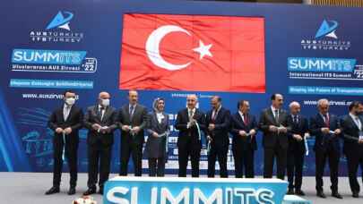 Akıllı seyahat süreleri azalıyor, trafik güvenliği artıyor