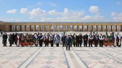ANTALYA - Çavuşoğlu, IKBY Başkanı Neçirvan Barzani ile görüştü